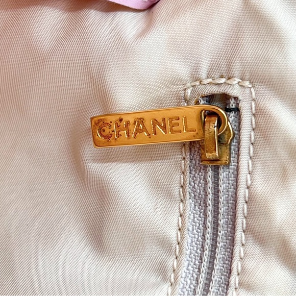 CHANEL Nylon Medium Travel Tote  Bag Pink - Picture 12 of 16